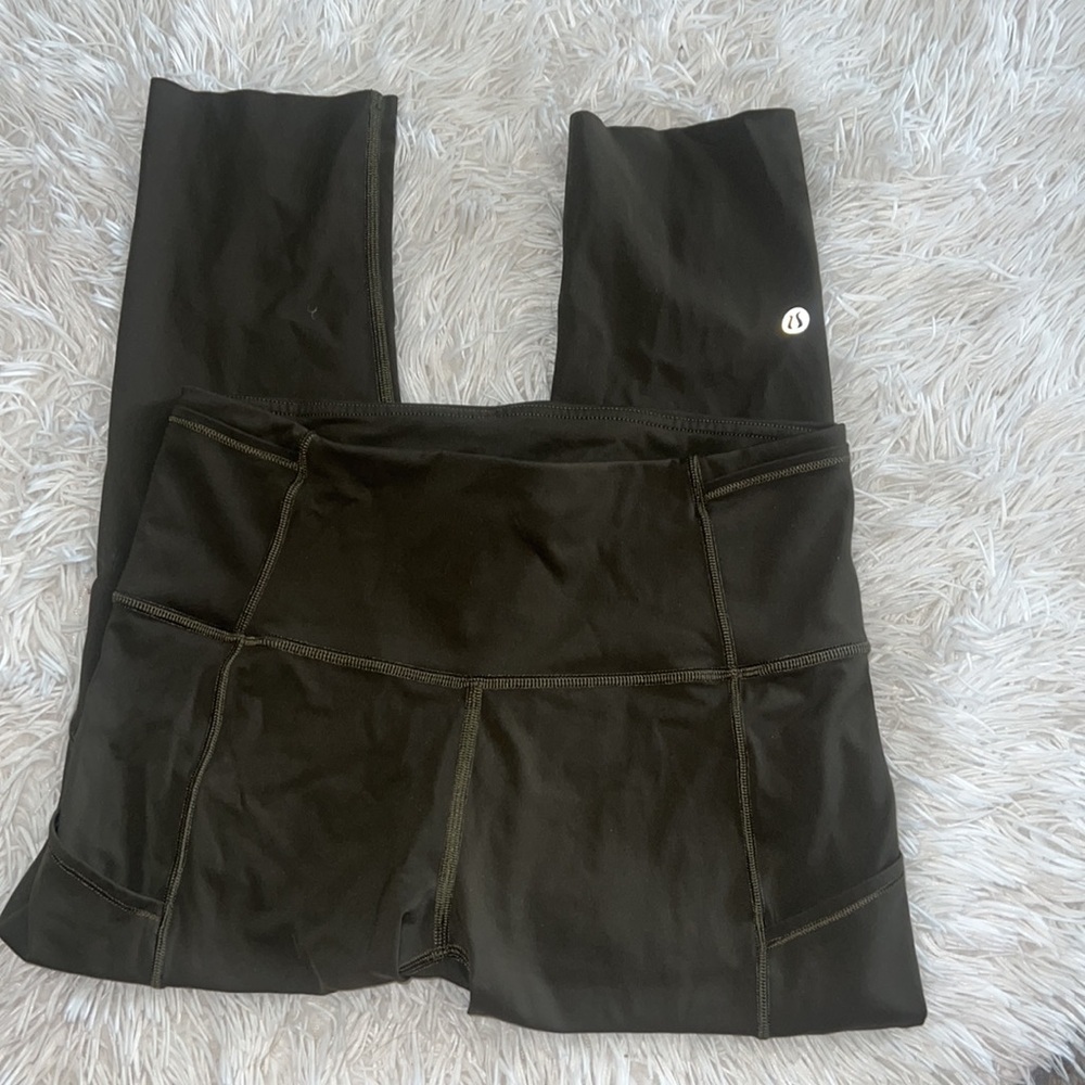 Lululemon fast and free capris - Picture 4 of 4